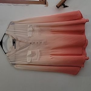 Petal top by Zac and Rachel. Size 2x